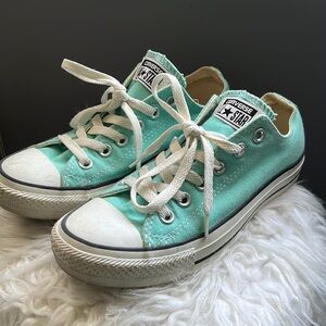 Converse All Stars Low Top Teal Women’s Sneakers Size 7
